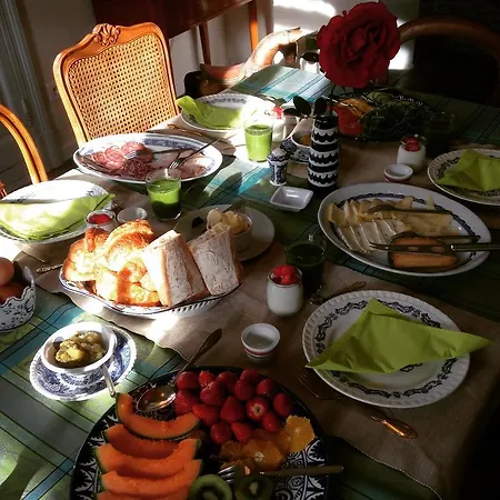 Couette-café D'oc D'or D'hôtes 4*