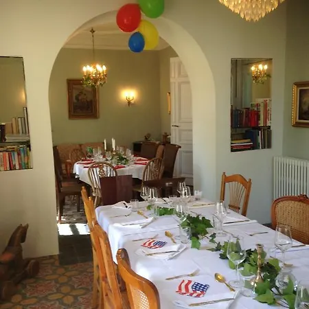 Couette-café D'oc D'or D'hôtes 4*